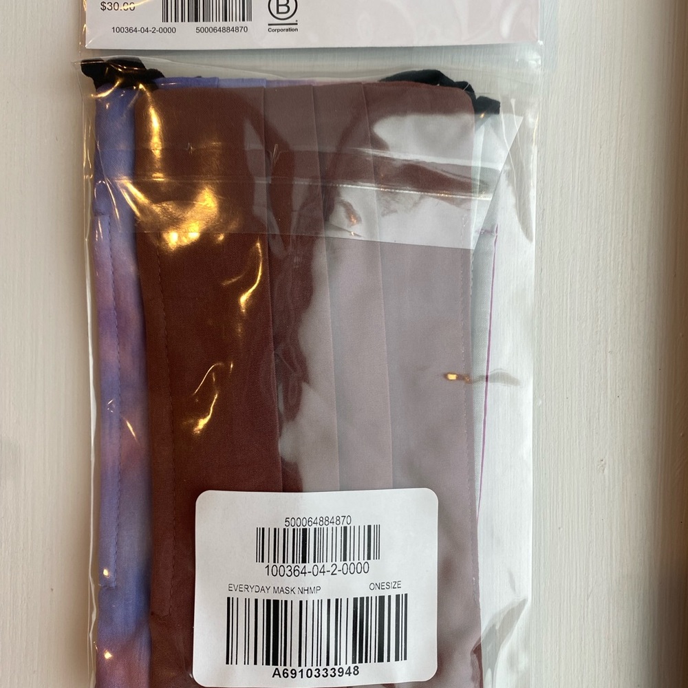 Athleta Everyday Non Medical Face Masks - Picture 5 of 7